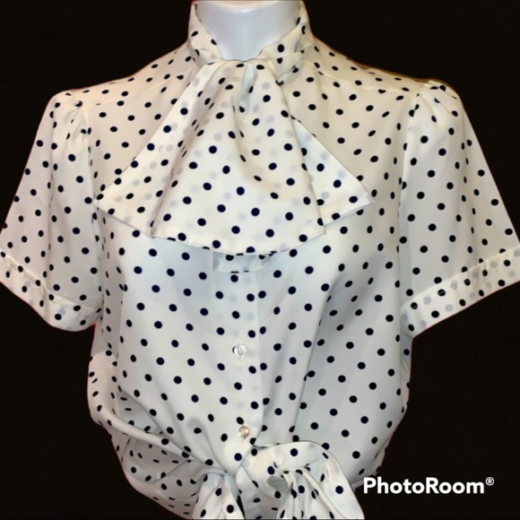 Vintage Tops - SOLDVTG Puff Sleeve Polkadot Pussybow Button-down SS Rockabilly Blouse